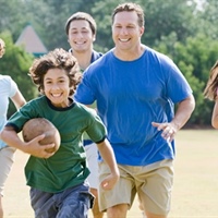 https://connect.bcbsok.com/cfs-file/__key/communityserver-blogs-components-weblogfiles/00-00-00-00-02/4-goals-family-fitness.jpg