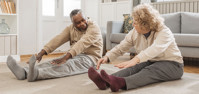 Osteoporosis Risk Factors, Symptoms and Ways to Keep Bones Strong