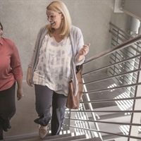 https://connect.bcbsok.com/cfs-file/__key/communityserver-blogs-components-weblogfiles/00-00-00-00-02/BrandS_2D00_women_2D00_walkstairs.jpg