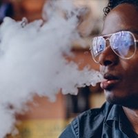 https://connect.bcbsok.com/cfs-file/__key/communityserver-blogs-components-weblogfiles/00-00-00-00-09/vaping-vs-smoking.jpg