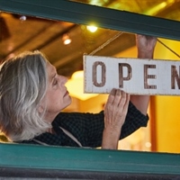 https://connect.bcbsok.com/cfs-file/__key/communityserver-blogs-components-weblogfiles/00-00-00-00-15/BrandS_2D00_age_2D00_in_2D00_medicare.jpg