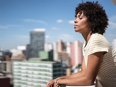 /resized-image/__size/400x300x2/__key/featuredimages/f7d226abd59f475c9d224a79e3f0ec07-54e6ee88e5b848e58679589181e315c4-00000000000000000000000000000000/lung-cancer-screening.jpg.jpg